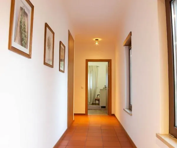 Vila Casa Limonina Lourical